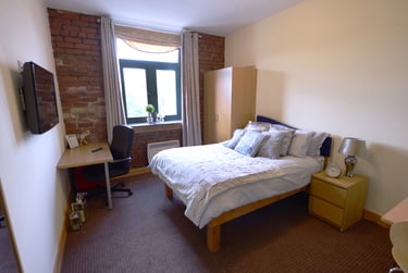1 bed studio, West End House Legrams Lane, Manningham, Bradford, BD71NH - Image 2