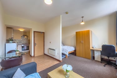1 bed studio, Legrams Mill, Manningham, Bradford, BD71NH - Image 1