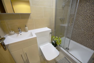 1 bed studio, West End House Legrams Lane, Manningham, Bradford, BD71NH - Image 5