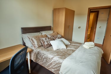 2 bed flat, Legrams Lane, Manningham, Bradford, BD71NH - Image 4