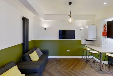 5 bed house, King Street, Beeston, Nottingham, NG92DL - Image 1