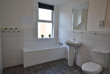 2 bed house, Ridding Terrace, Arboretum, Nottingham, NG31DW - Image 8