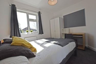 4 bed house, Fletcher Road, Beeston, Nottingham, NG92EL - Image 4