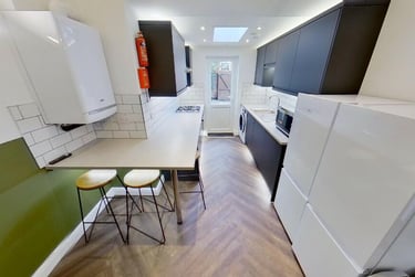 5 bed house, King Street, Beeston, Nottingham, NG92DL - Image 2