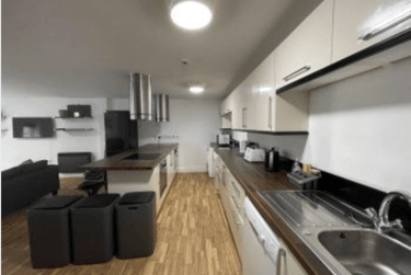 9 bed flat, New Street, City Centre, Lancaster, LA11EG - Image 3