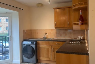 2 bed flat, Henry Bird Way, Southbridge, Northampton, NN48GB - Image 3