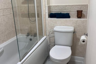 2 bed flat, Henry Bird Way, Southbridge, Northampton, NN48GB - Image 7