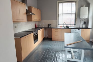 3 bed flat, Broad Street, City centre, Wolverhampton, WV11HP - Image 8