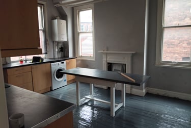 3 bed flat, Broad Street, City centre, Wolverhampton, WV11HP - Image 9