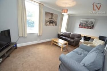 5 bed flat, Cardigan Road, Hyde Park, Leeds, LS61LU - Image 1