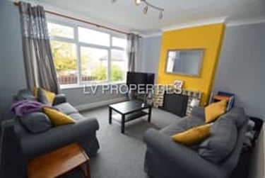 3 bed house, Ash Road, Headingley, Leeds, LS63HD - Image 1