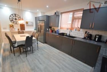 6 bed house, Hartley Avenue, Woodhouse, Leeds, LS62HZ - Image 1