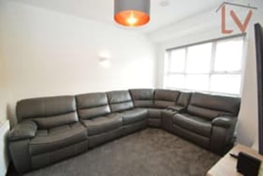 4 bed house, Hartley Avenue, Woodhouse, Leeds, LS62LW - Image 2