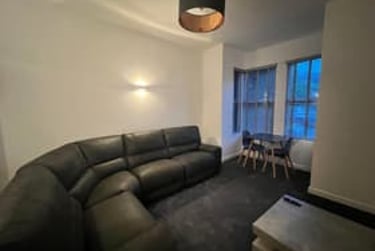 4 bed house, Bentley Lane, Meanwood, Leeds, LS64AJ - Image 2