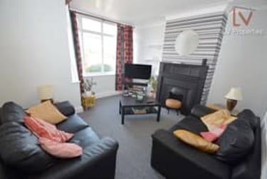 3 bed house, Newport View, Headingley, Leeds, LS63BX - Image 1
