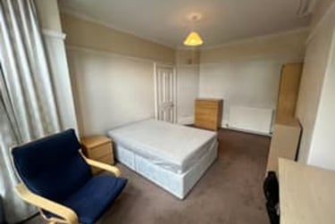 1 bed house, Cardigan Road, Hyde Park, Leeds, LS61LU - Image 2
