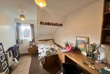 9 bed house, Estcourt Avenue, Headingley, Leeds, LS63ES - Image 2