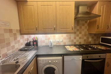 2 bed house, Church Wood Avenue, Headingley, Leeds, LS165LF - Image 2