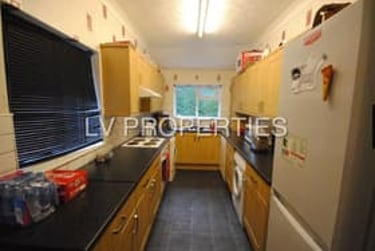 4 bed house, St. Chads View, Headingley, Leeds, LS63PE - Image 2