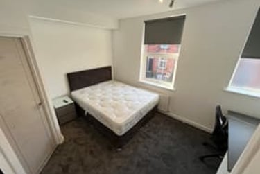 4 bed house, Burchett Terrace, Woodhouse, Leeds, LS62LR - Image 3