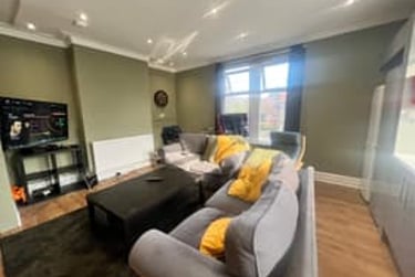 4 bed house, South Parade, Headingley, Leeds, LS63LF - Image 2