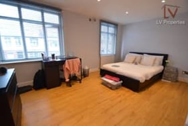 4 bed house, Estcourt Avenue, Headingley, Leeds, LS63ET - Image 2