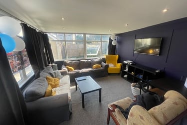 5 bed house, Dennistead Crescent, Headingley, Leeds, LS63PU - Image 1