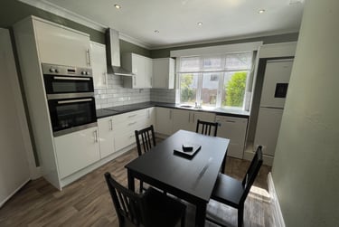 3 bed house, Estcourt Terrace, Headingley, Leeds, LS63EY - Image 2