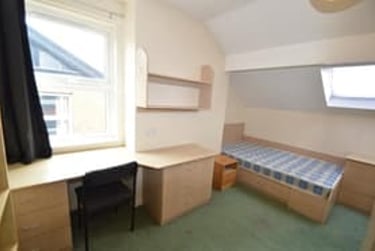 4 bed flat, Estcourt Avenue, Headingley, Leeds, LS63ES - Image 11