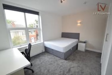 4 bed house, Hartley Avenue, Woodhouse, Leeds, LS62LW - Image 11