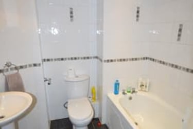 12 bed house, Midland Road, Hyde Park, Leeds, LS61BQ - Image 11