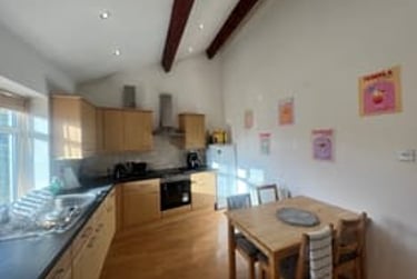 4 bed house, Estcourt Avenue, Headingley, Leeds, LS63ET - Image 11