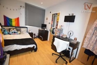 4 bed house, Estcourt Avenue, Headingley, Leeds, LS63ET - Image 11