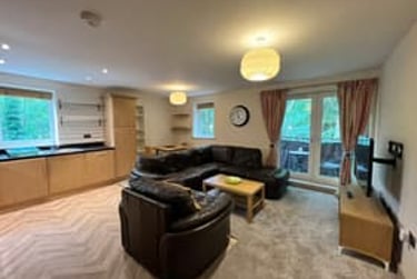 2 bed flat, Cornmill View, West park, Leeds, LS185NG - Image 12
