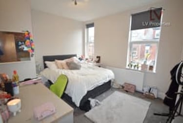 5 bed house, Lucas Place, Woodhouse, Leeds, LS62JB - Image 12