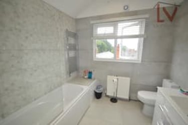6 bed house, Hartley Avenue, Woodhouse, Leeds, LS62HZ - Image 12