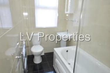 3 bed house, Ash Road, Kirkstall, Leeds, LS63HD - Image 12