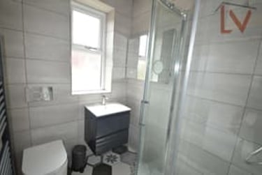 4 bed house, Hartley Avenue, Woodhouse, Leeds, LS62LW - Image 13