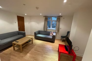 3 bed house, Midland Road, Hyde Park, Leeds, LS61BQ - Image 14