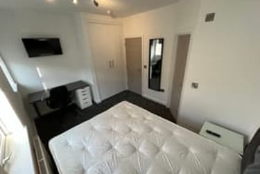 4 bed house, Burchett Terrace, Woodhouse, Leeds, LS62LR - Image 14