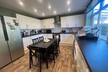 5 bed house, Becketts Park Crescent, Headingley, Leeds, LS63PQ - Image 1