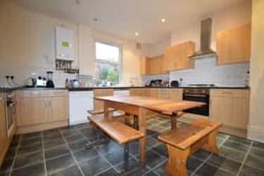 12 bed house, Midland Road, Hyde Park, Leeds, LS61BQ - Image 14