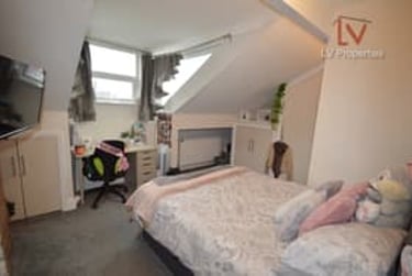 5 bed house, Lucas Place, Woodhouse, Leeds, LS62JB - Image 15
