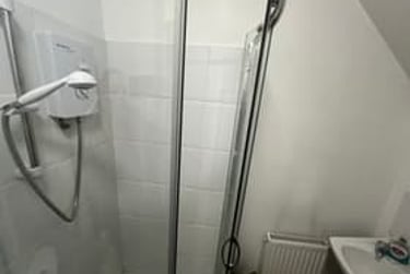 6 bed house, Kirkstall Lane, Headingley, Leeds, LS63EJ - Image 4