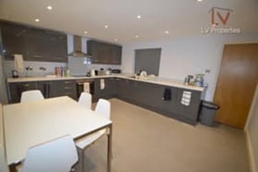 4 bed house, South Parade, Headingley, Leeds, LS63LF - Image 3