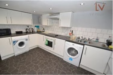 4 bed house, Ashville Terrace, Hyde Park, Leeds, LS61LZ - Image 4