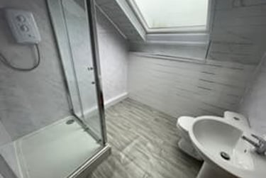 6 bed house, Regent Park Terrace, Hyde Park, Leeds, LS62AX - Image 4