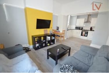 4 bed flat, Cardigan Road, Headingley, Leeds, LS63AG - Image 3