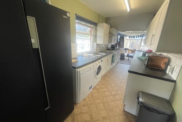 5 bed house, Dennistead Crescent, Headingley, Leeds, LS63PU - Image 3