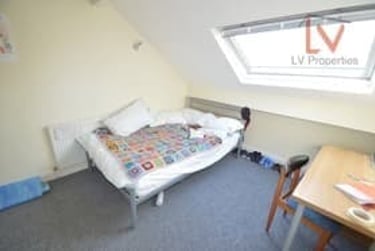 5 bed house, Grimthorpe Place, Headingley, Leeds, LS63JT - Image 4